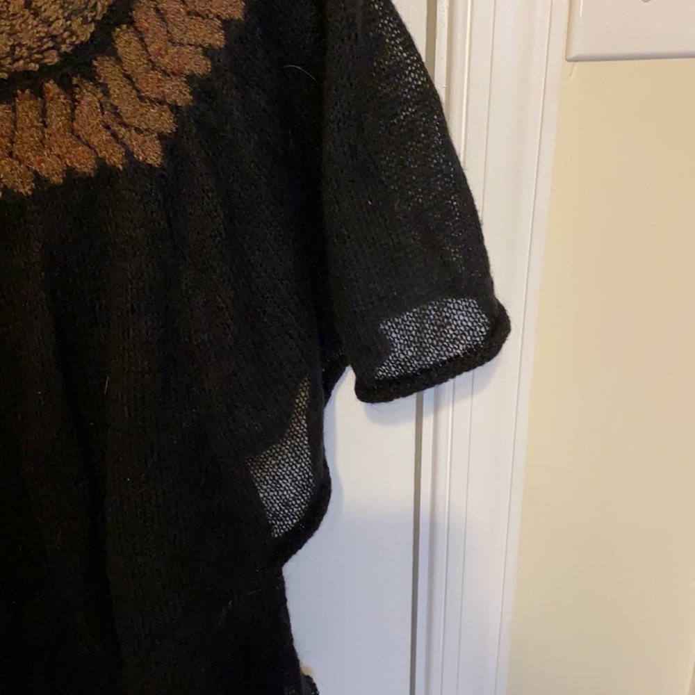 Free People sweater - Picture 3 of 4